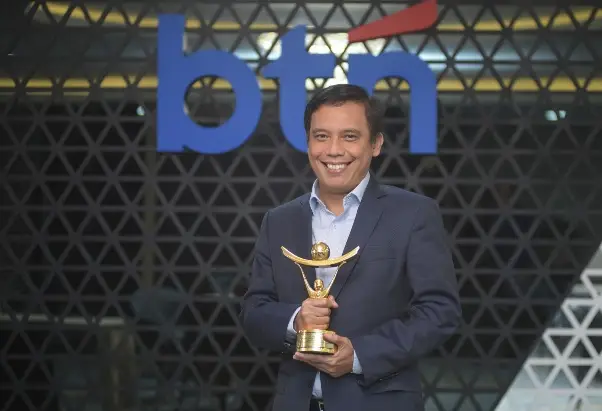Dirut BTN Raih Penghargaan...