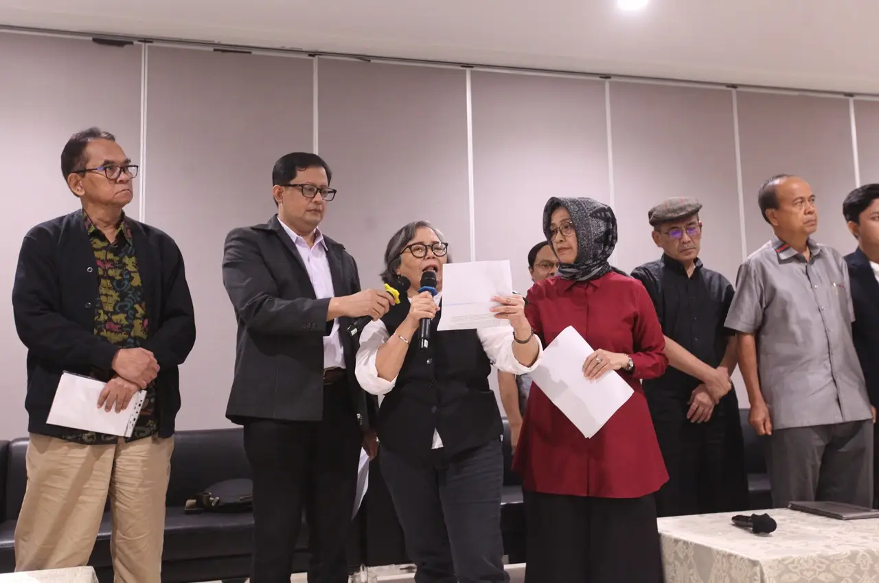 Guru Besar dan Akademisi...