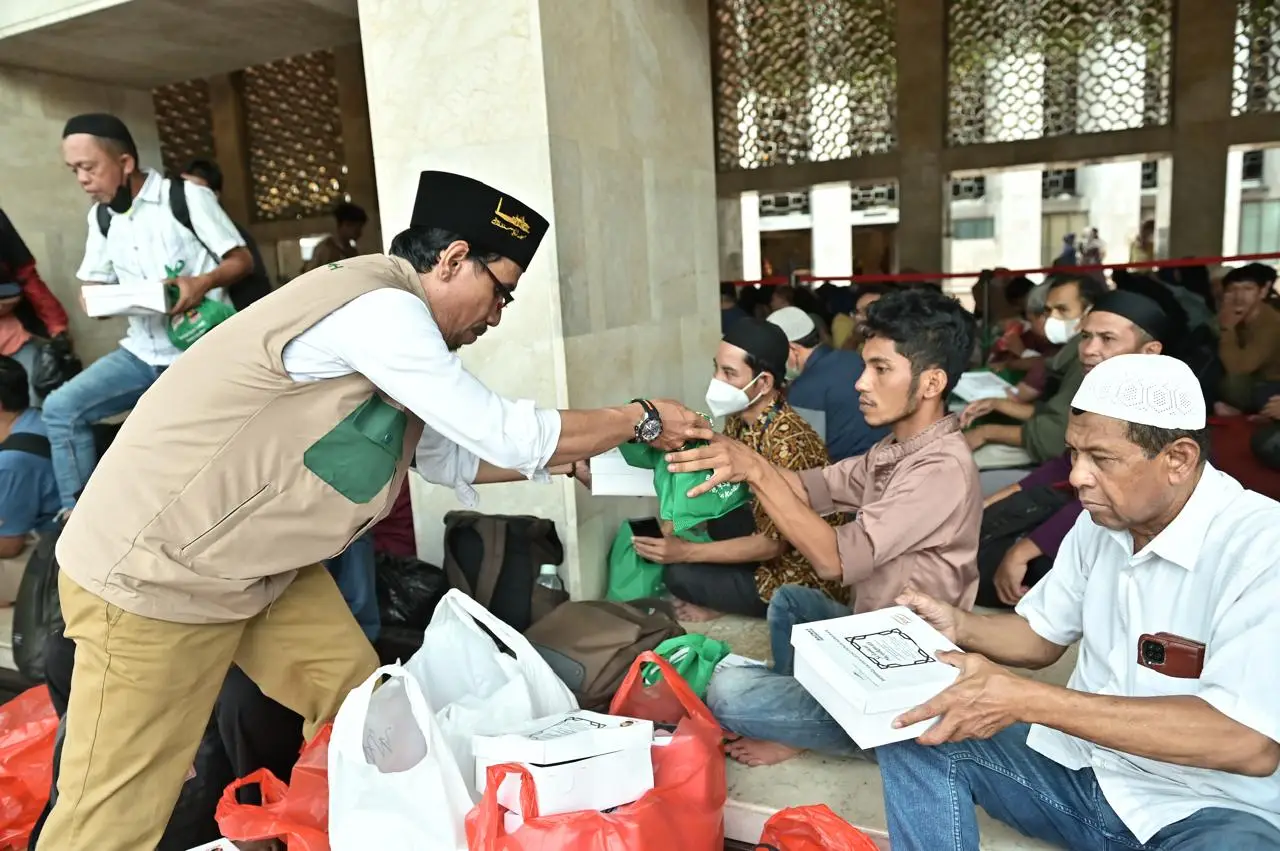 BAZNAS, Bango dan Royco...
