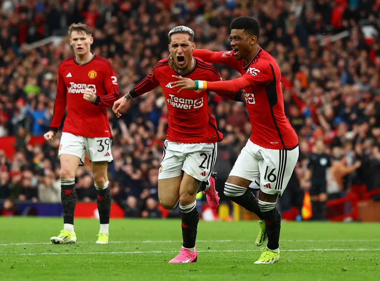 Hasil MU vs Liverpool:...