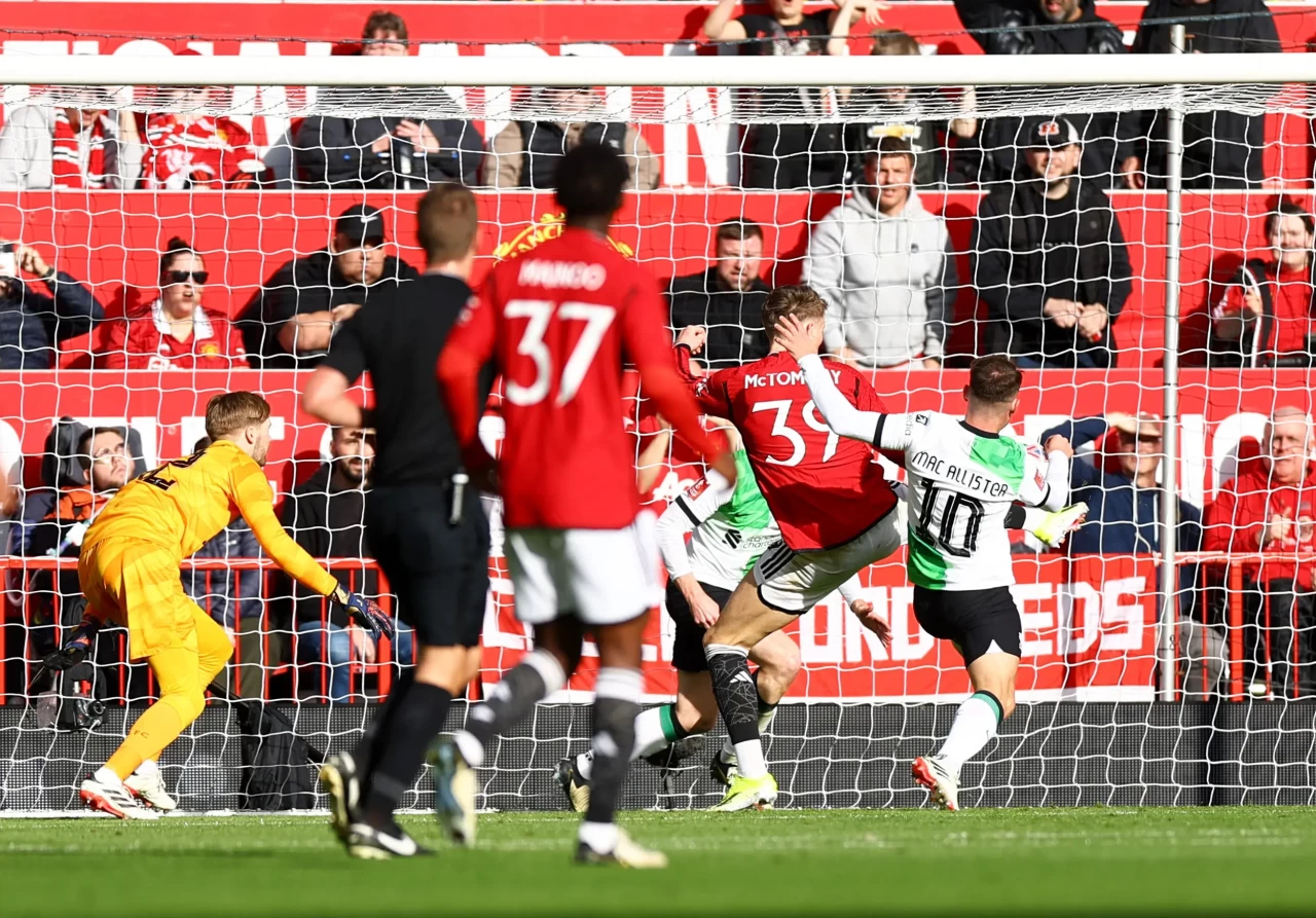 Hasil MU vs Liverpool:...