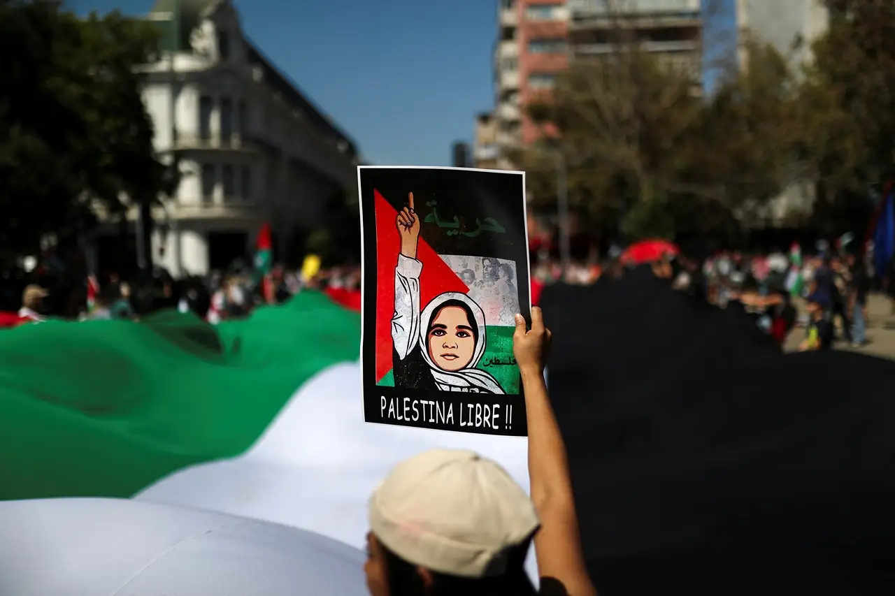 Dukung Palestina, Ribuan...
