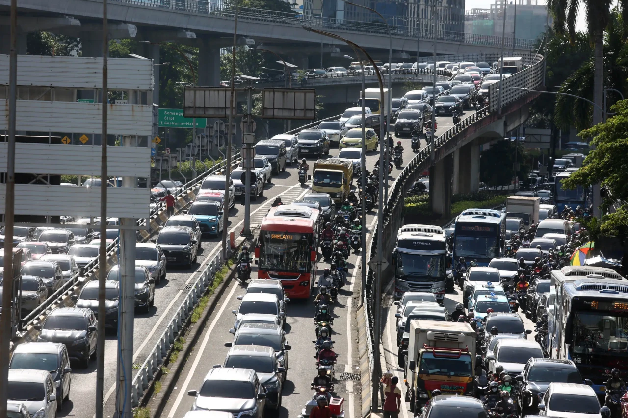 Pergeseran Jam Kemacetan...