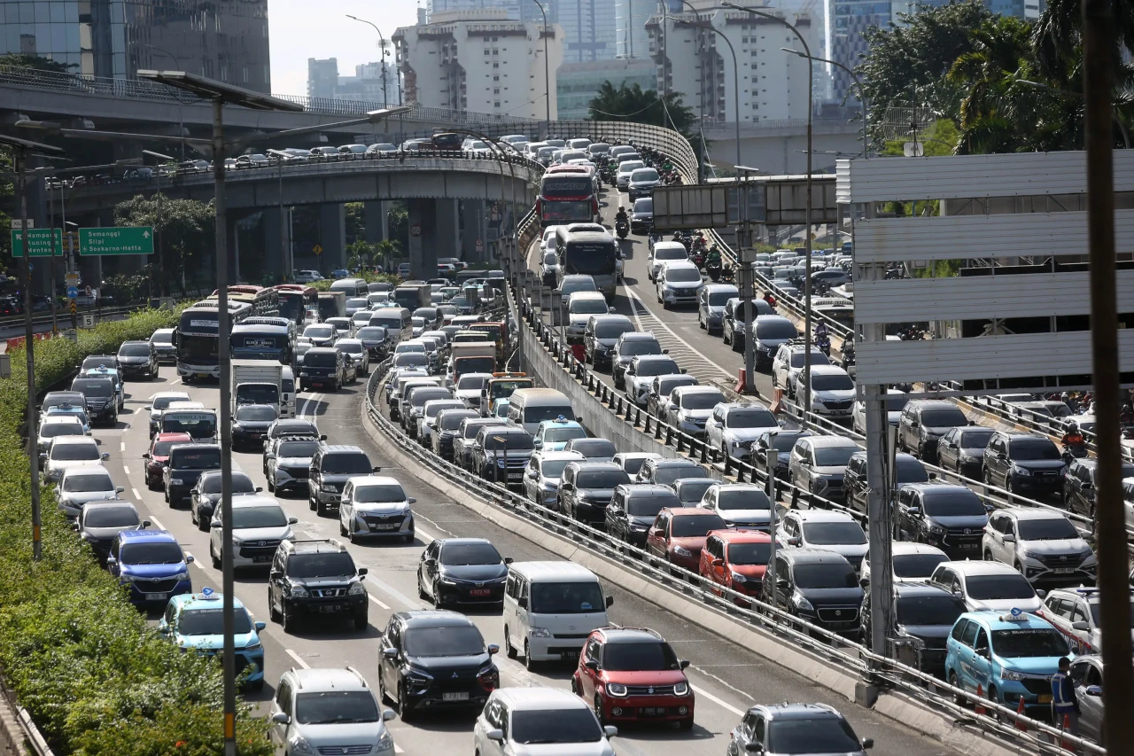 Pergeseran Jam Kemacetan...