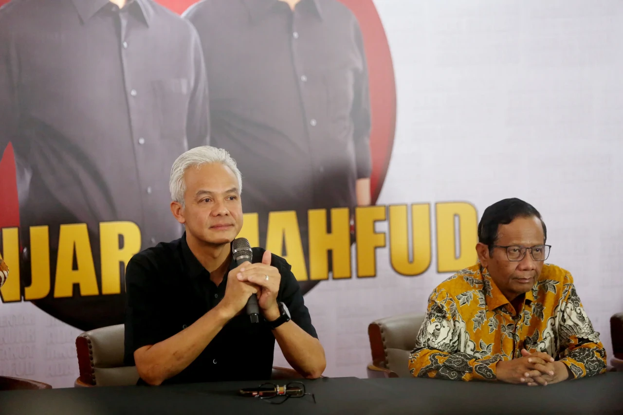Ganjar-Mahfud Siap Ajukan...