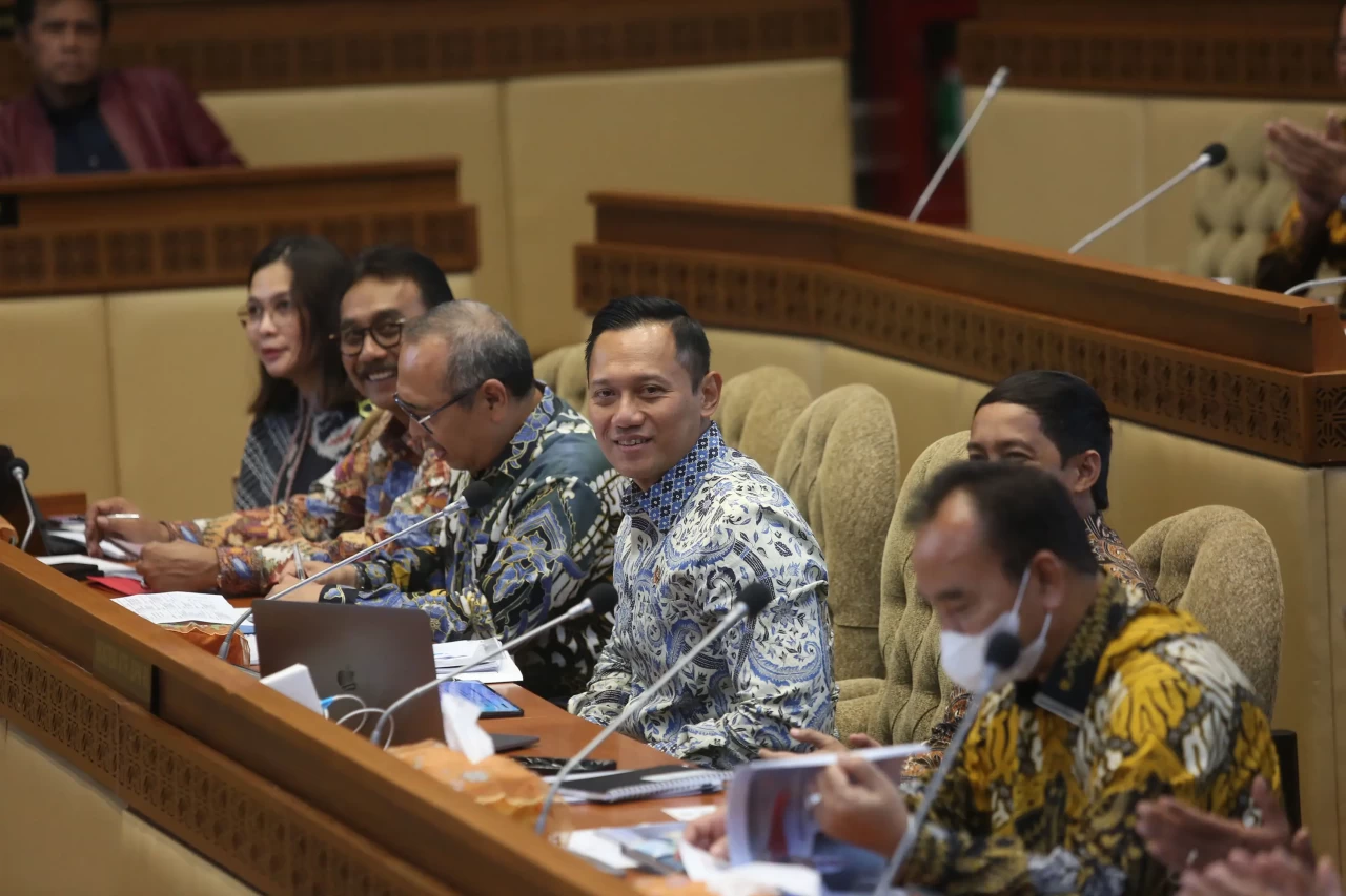 Raker Perdana AHY bersama...