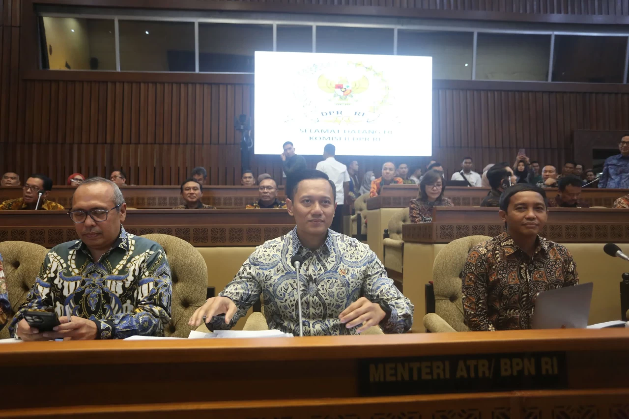 Raker Perdana AHY bersama...