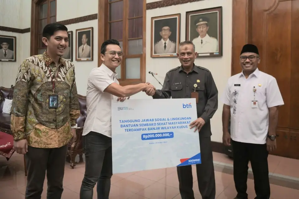 BTN Salurkan Bantuan...
