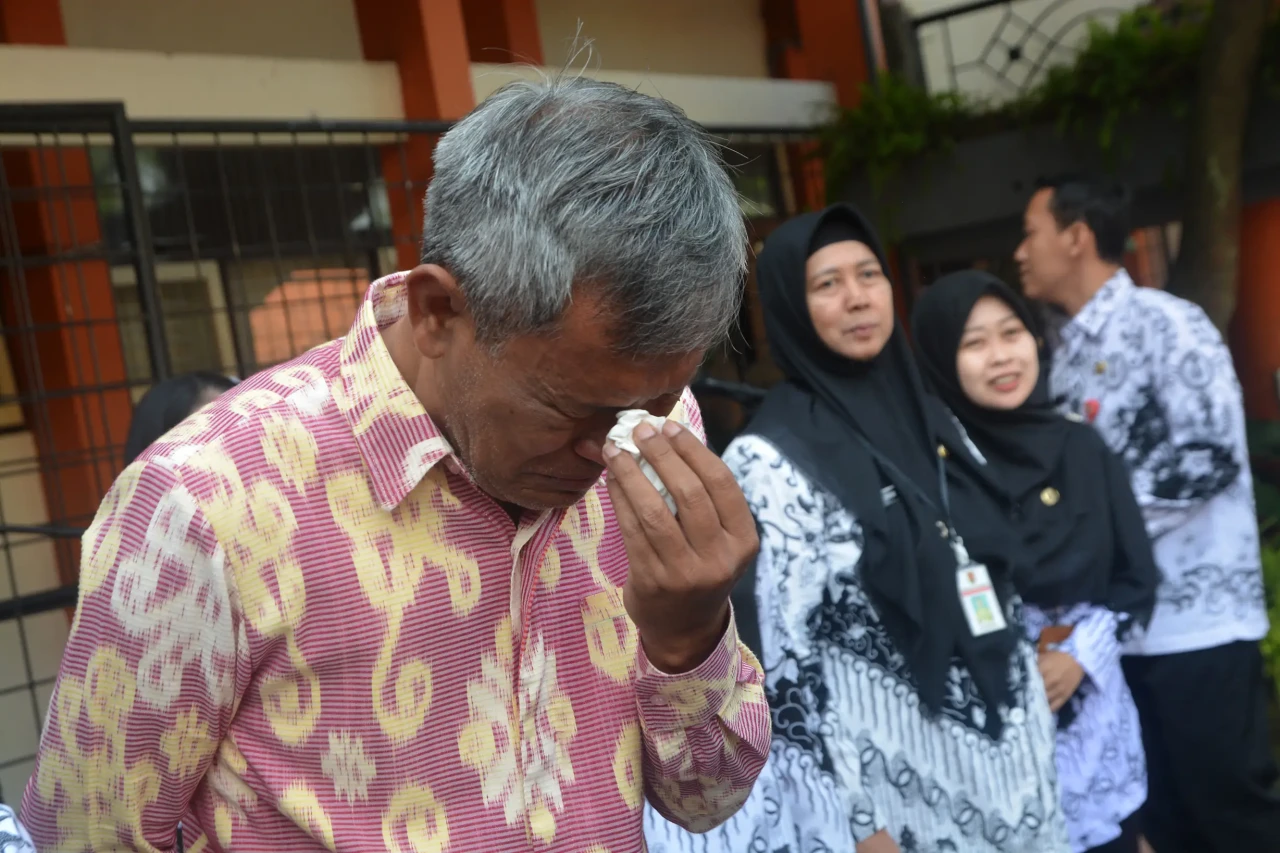 Momen Mengharukan Pelepasan...