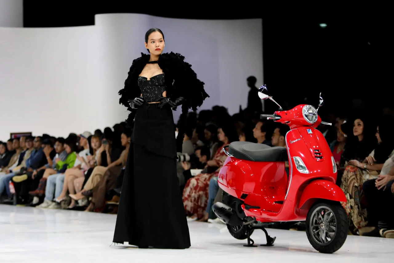 Vespa Hadir Lengkapi...