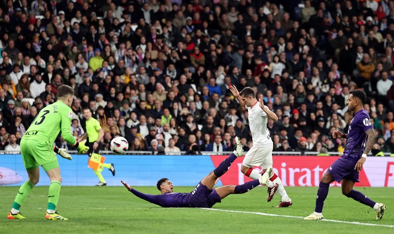 Rodrygo Cetak Brace,...