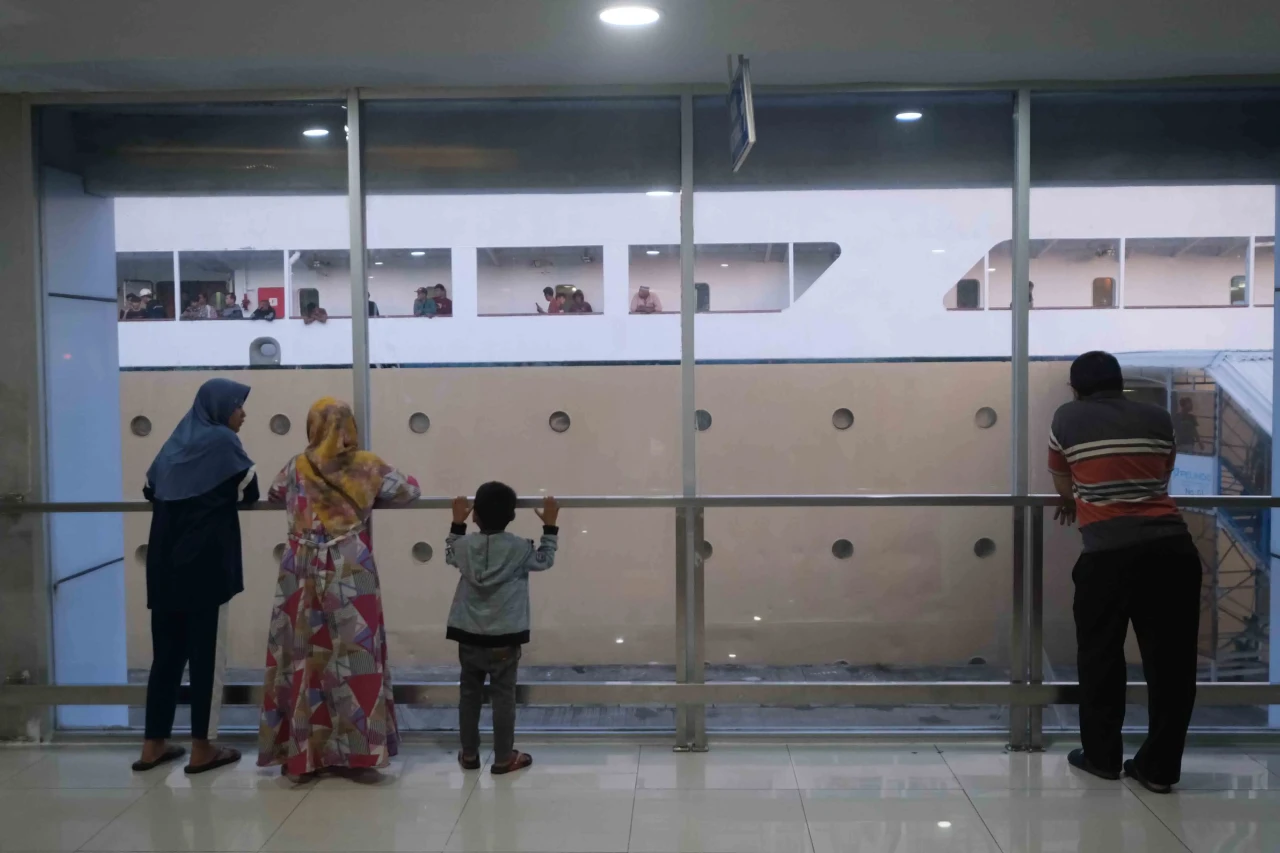 Antusiasme Pemudik Menggunakan...
