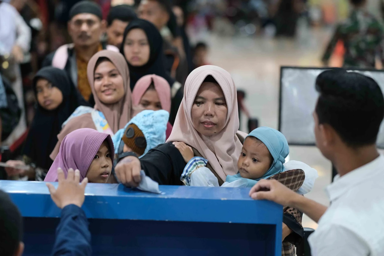 Antusiasme Pemudik Menggunakan...