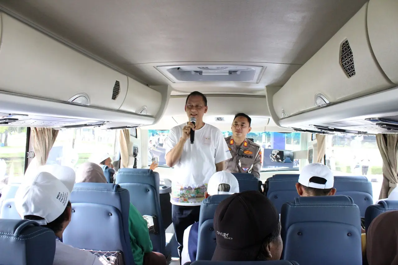 AkzoNobel Gelar Program...