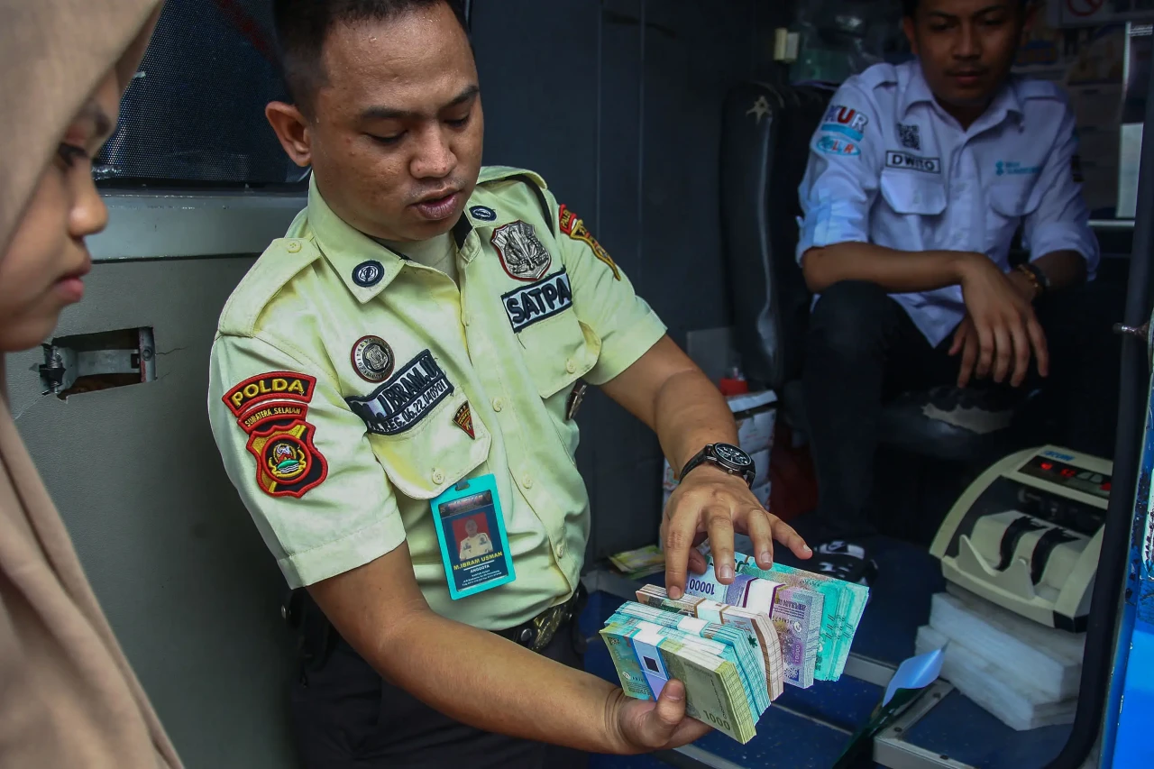 Potret Layanan Penukaran...