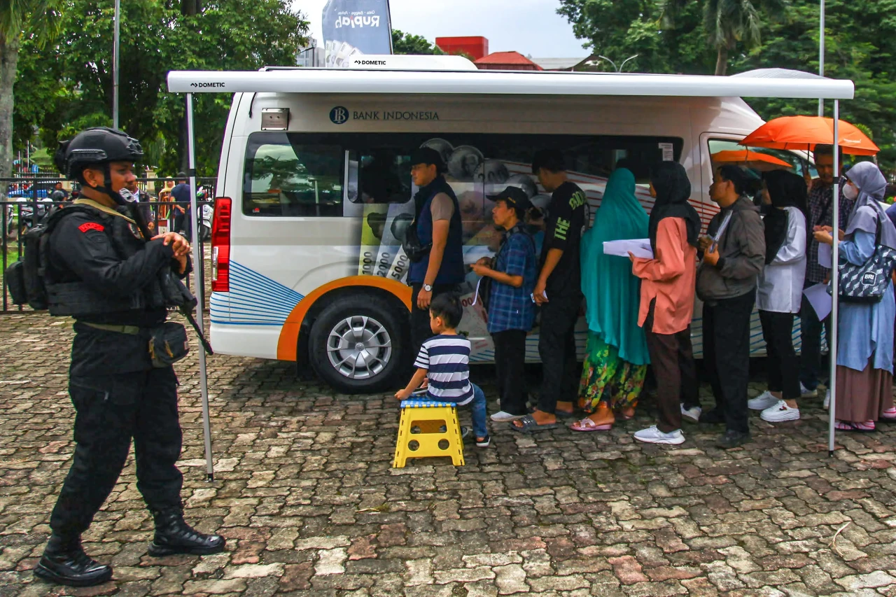 Potret Layanan Penukaran...
