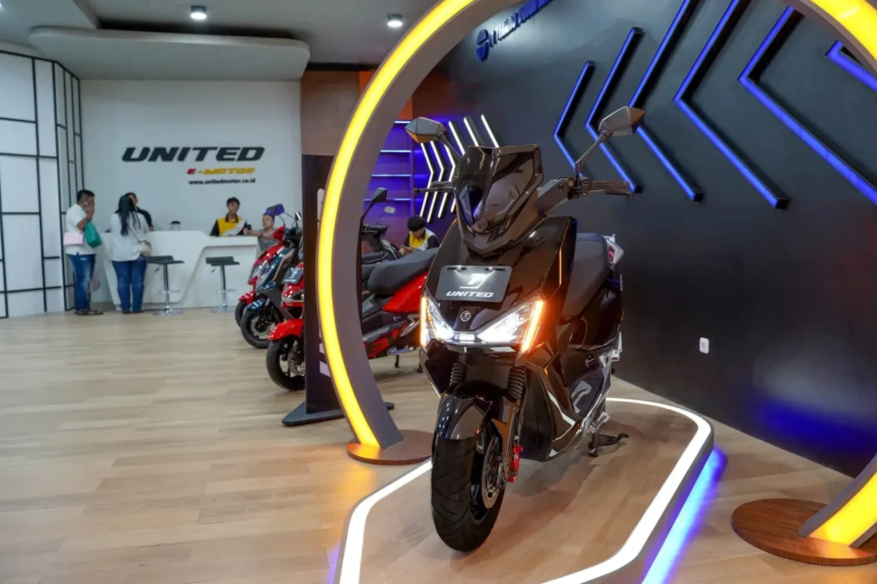 United E-Motor Buka...
