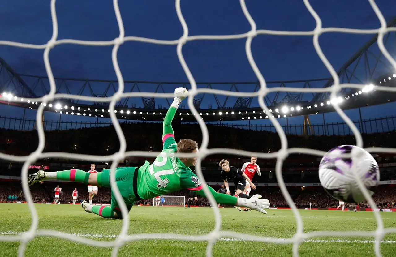 Hasil Liga Inggris:...