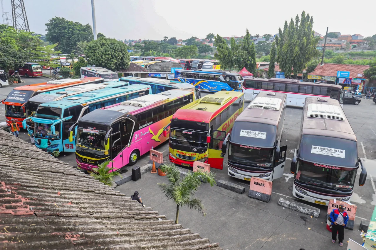 Begini Suasana Terminal...