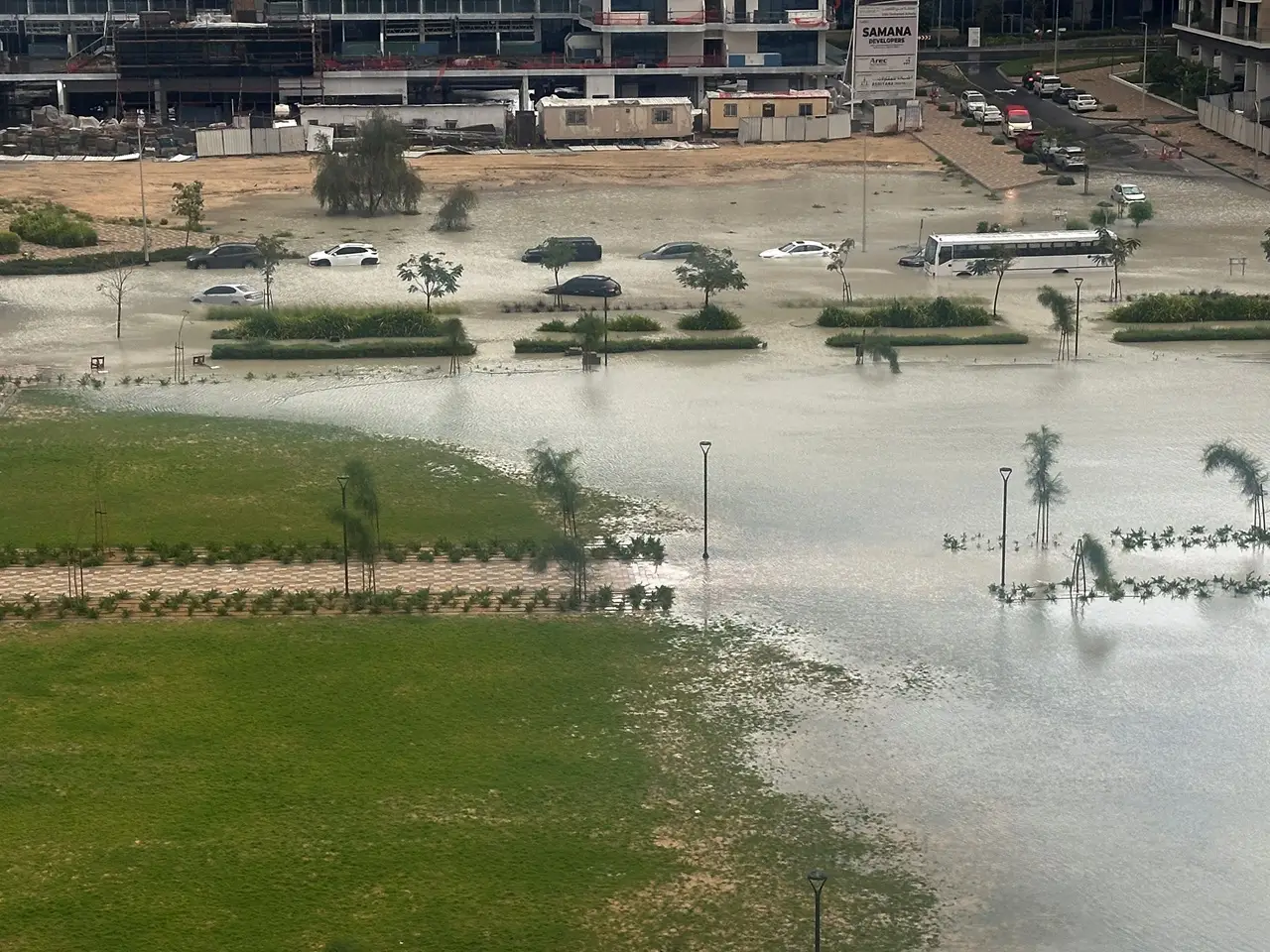 Dubai Tak Berdaya Diterjang...