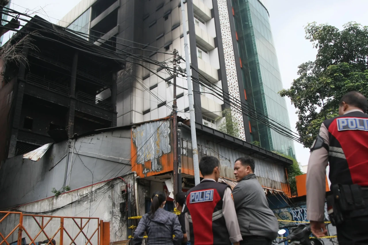 Petugas Gelar Identifikasi...