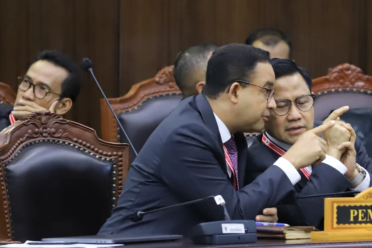 MK Tolak Seluruh Gugatan...