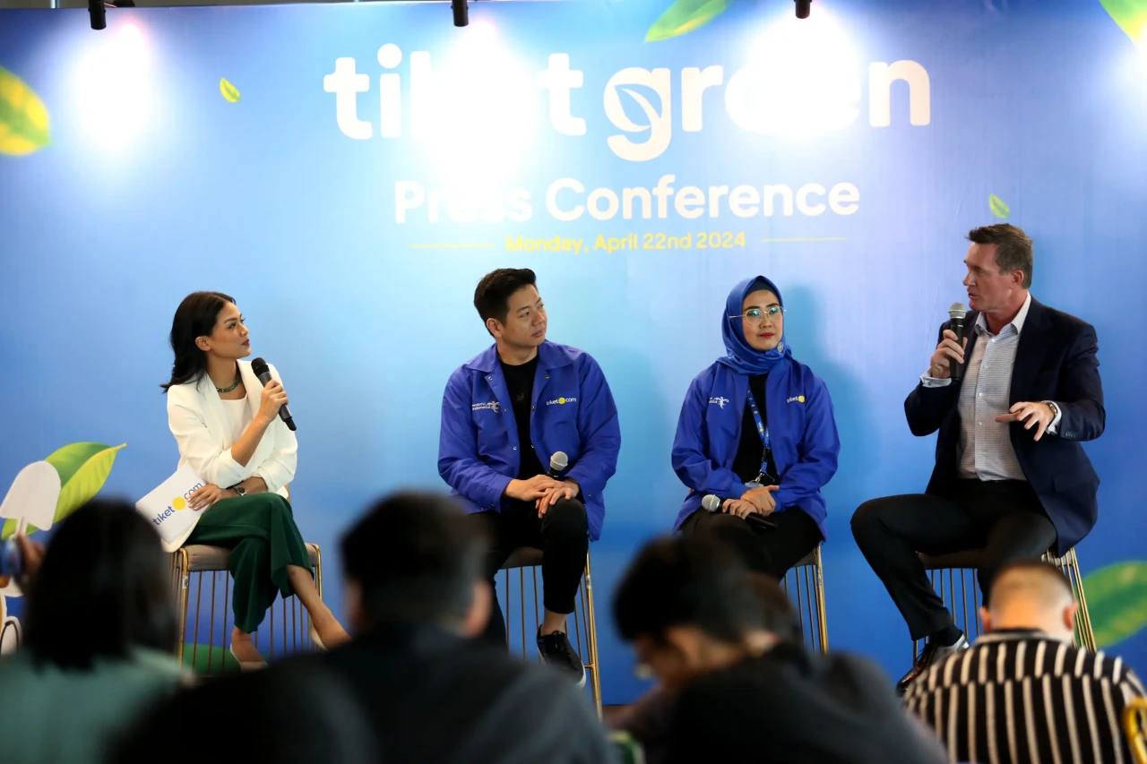 Tiket.com Hadirkan Tiket...
