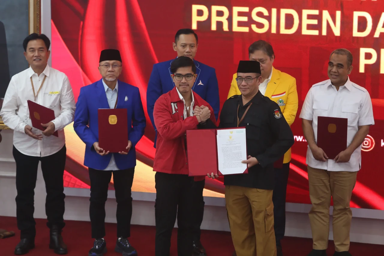 KPU Menetapkan Prabowo-Gibran...