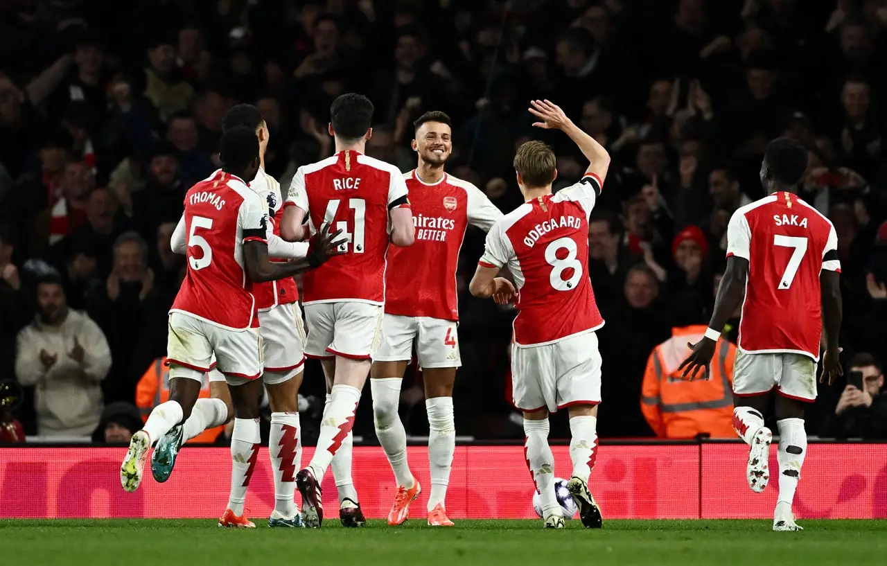 Momen Arsenal Permalukan...