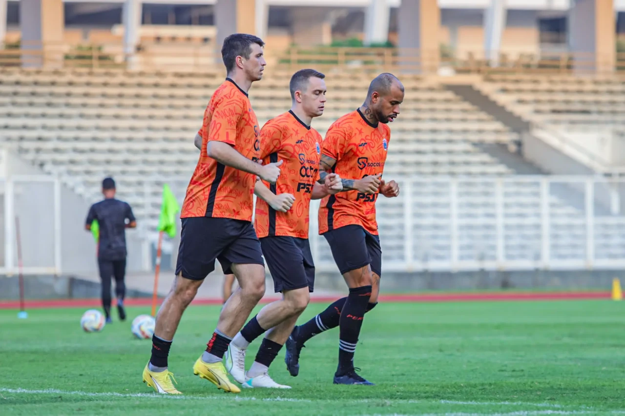 Latihan Persija Jakarta...