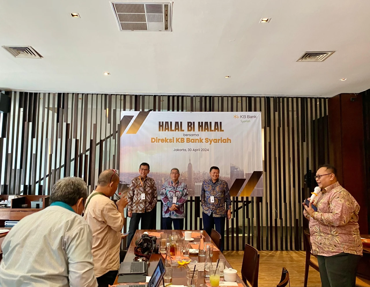 KB Bank Syariah Perkenalkan...