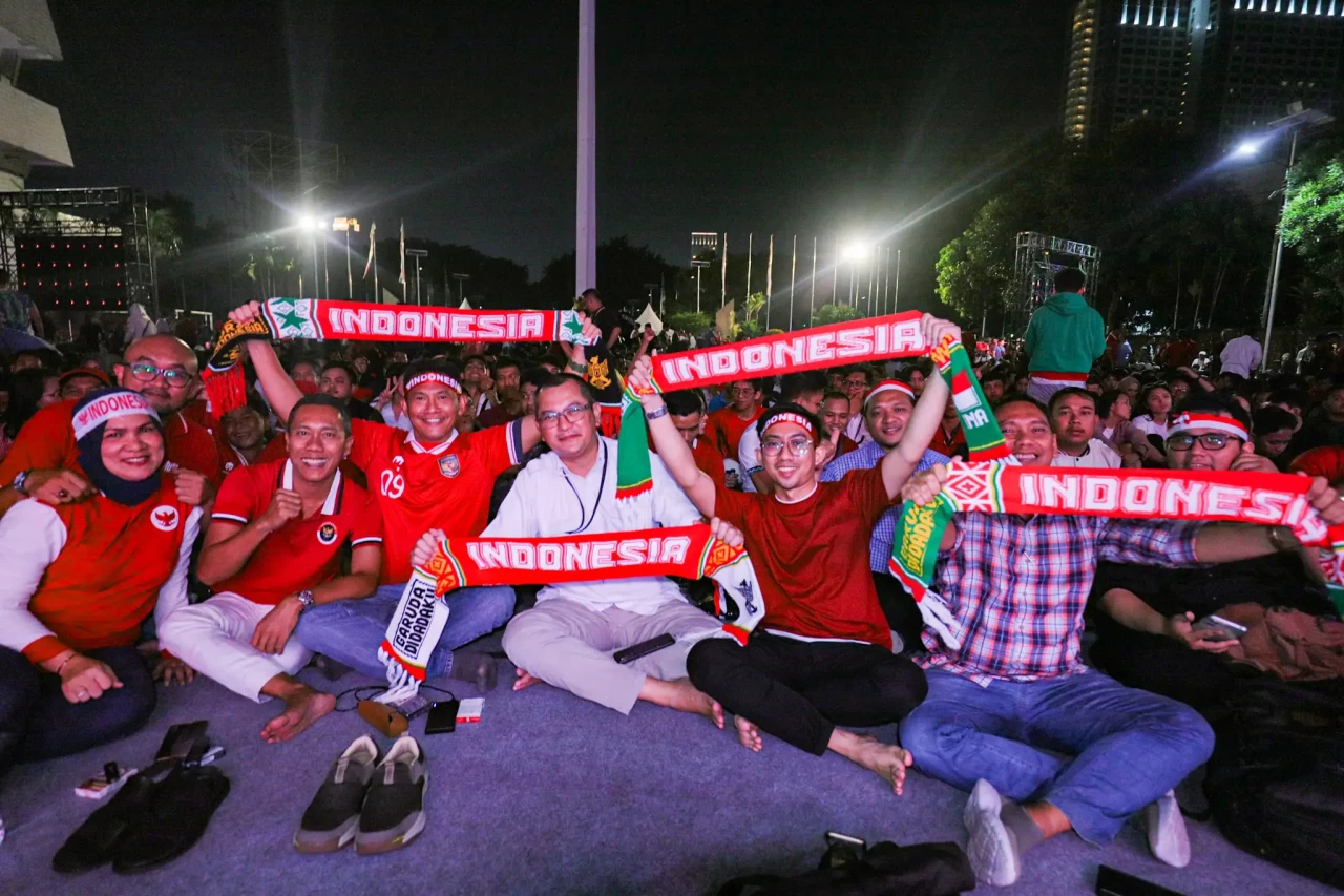 Nobar Laga Timnas Indonesia...