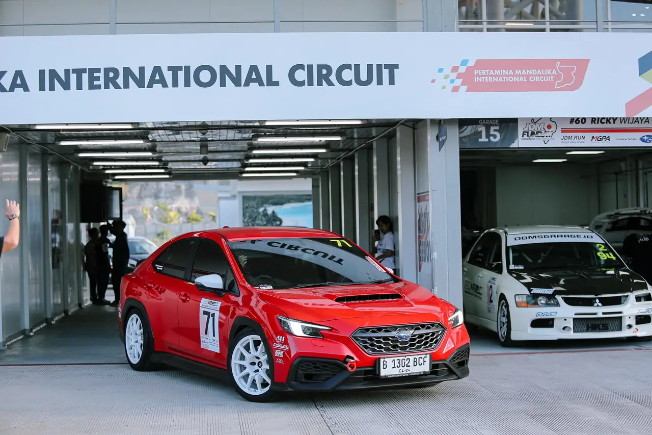 Subaru Indonesia Tampil...