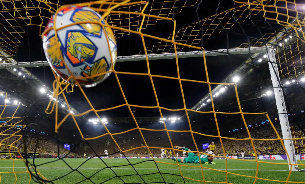 Mbappe Mati Kutu, Dortmund...