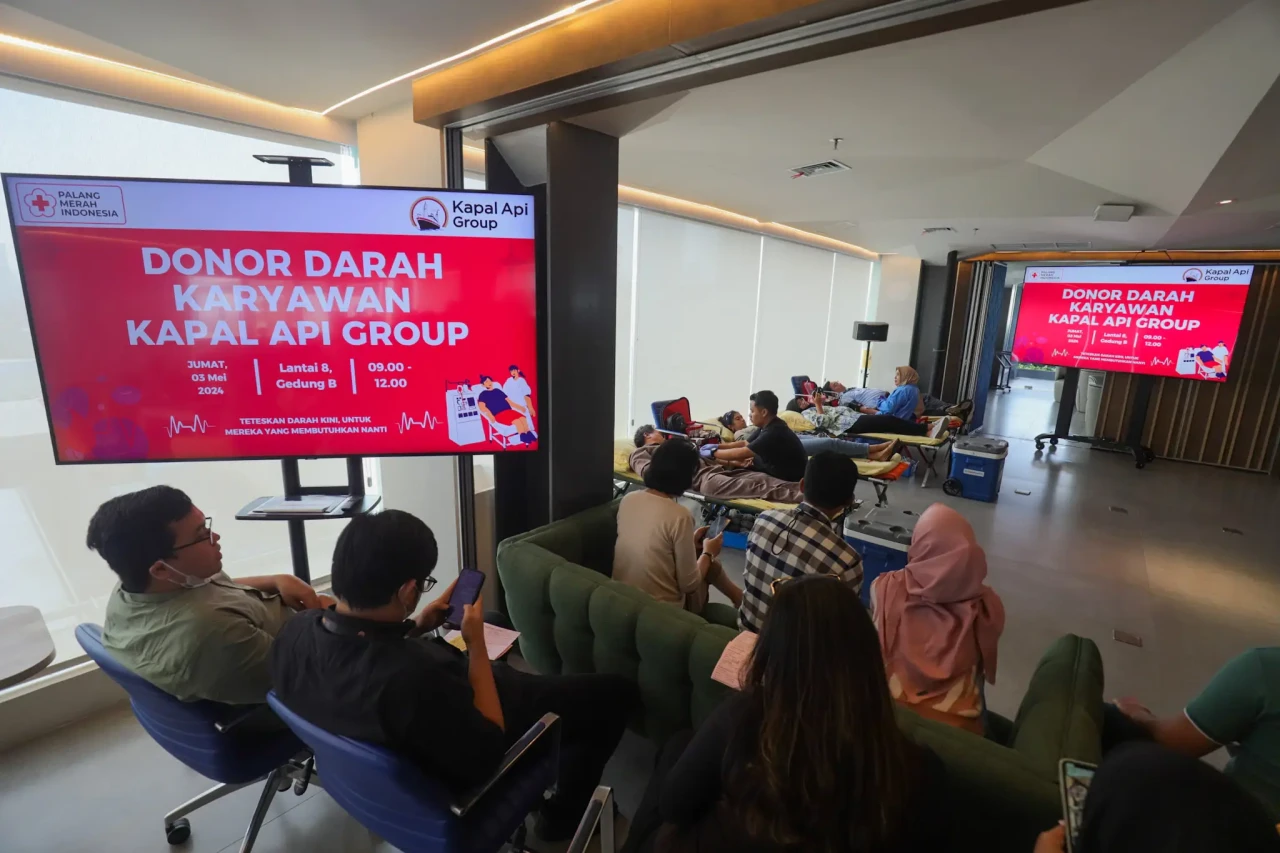Gandeng PMI, Kapal Api...