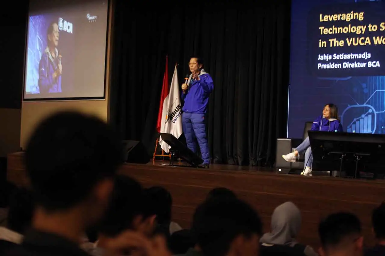 Peringati Hardiknas,...