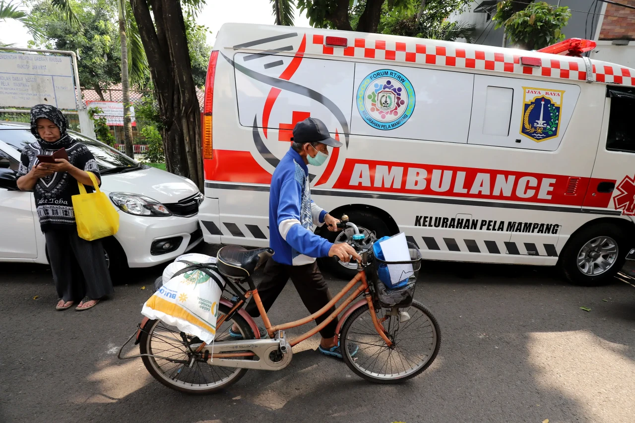 Penyaluran Bantuan Pangan...