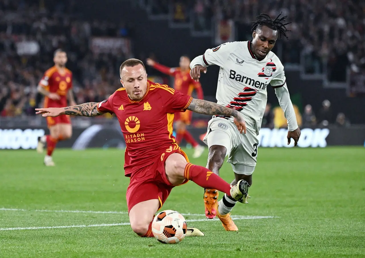 Leg 1 Semifinal Liga...