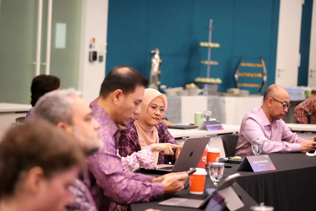 XL Axiata Bagikan Dividen...