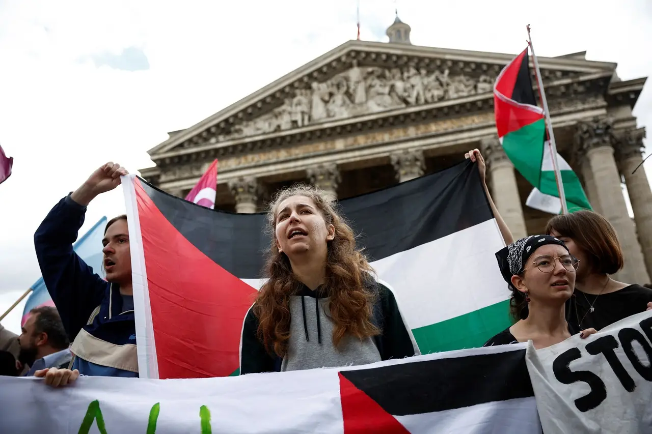 Demo Mahasiswa Pro-Palestina...