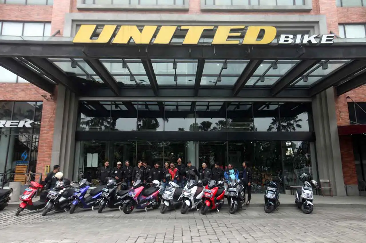 United E-Motor Community...