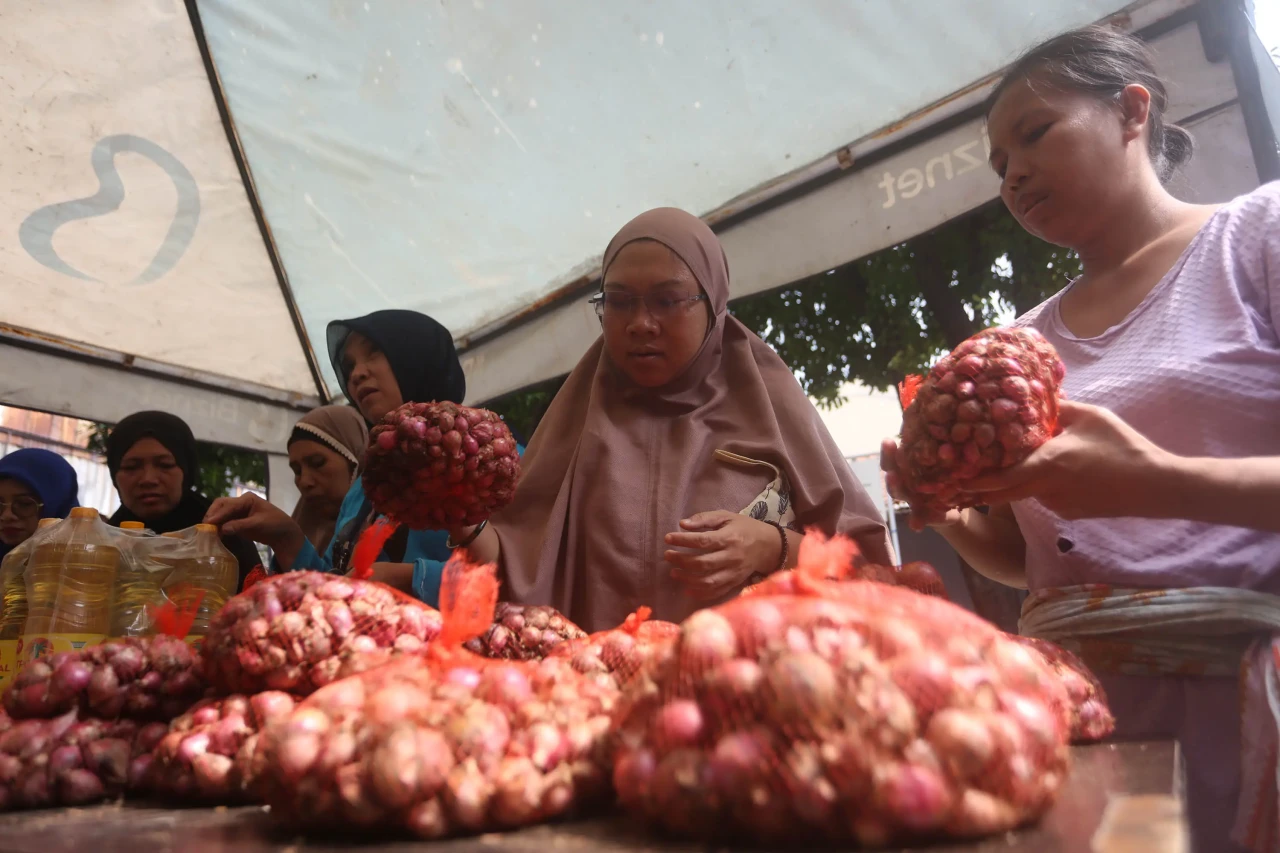 Gerakan Pasar Murah...