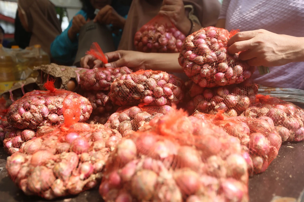 Gerakan Pasar Murah...