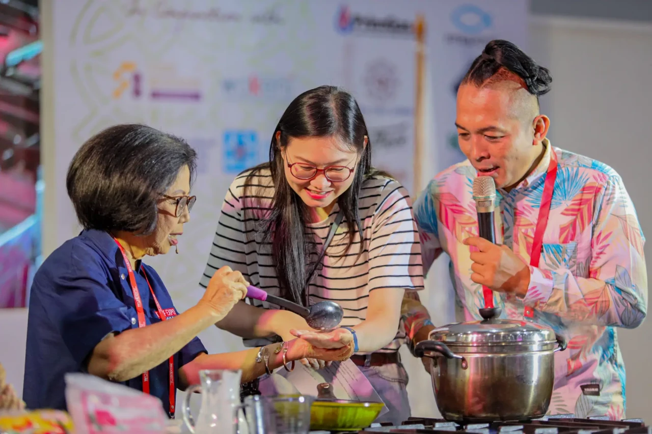 Demo Masak Bareng Chef...