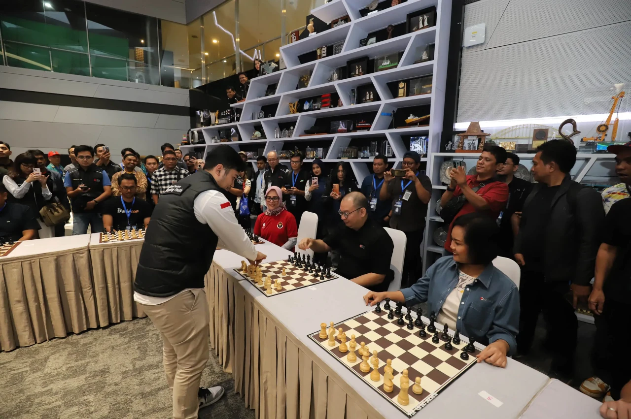 Grand Master Novendra...