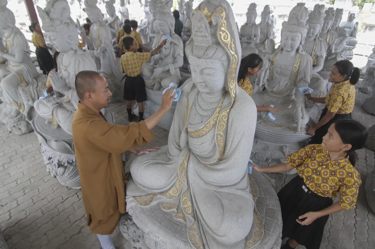 Ritual Upacara Pemandian...