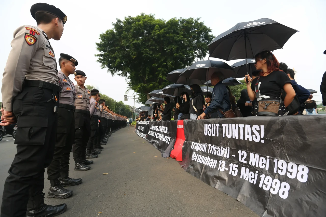 Aksi Kamisan ke-815,...