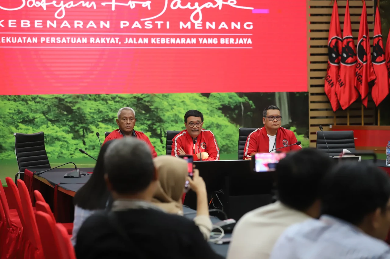Konferensi Pers Jelang...
