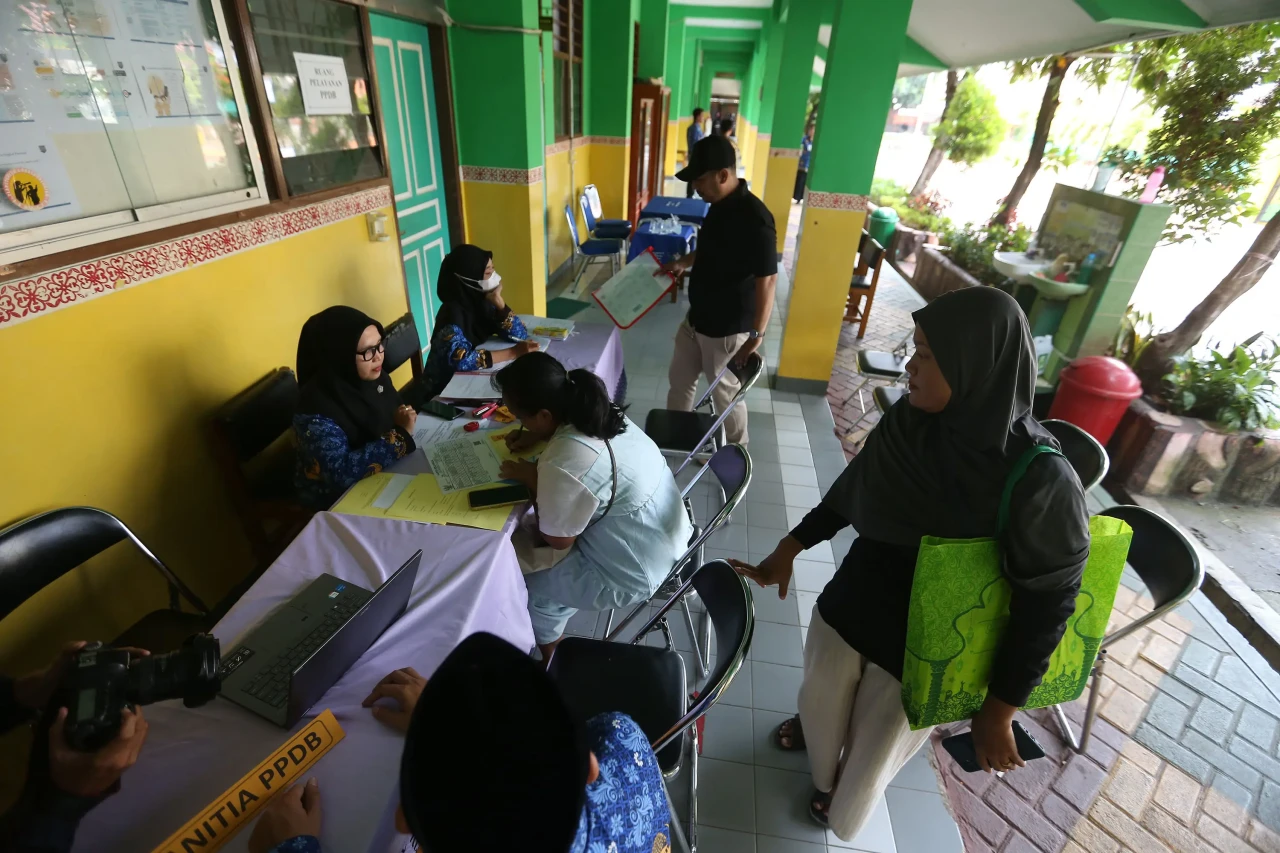 Kuota PPDB Jakarta untuk...