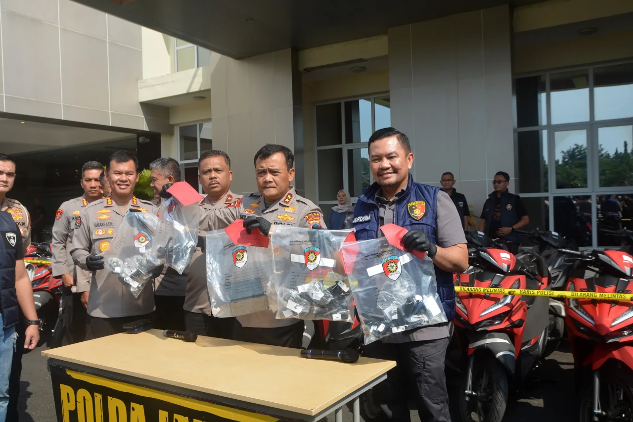 Polda Jateng Gagalkan...